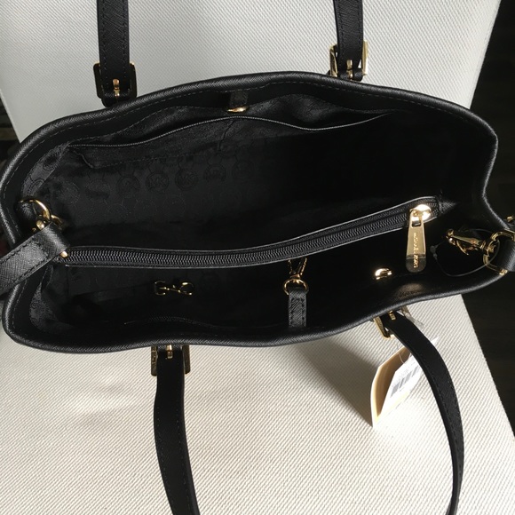 NWT Michael Kors Jet Set Travel Medium Leather EW Tote in Black - Picture 9 of 13